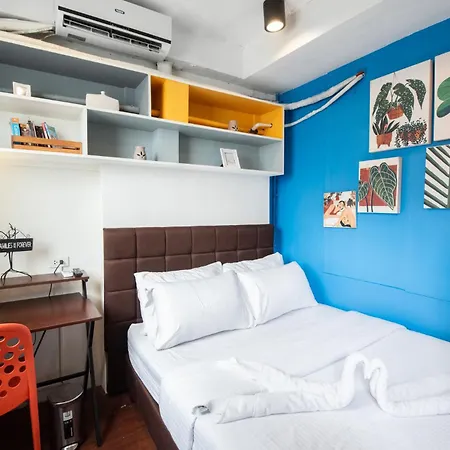 Homey And Cozey Poblacion Makati S03
